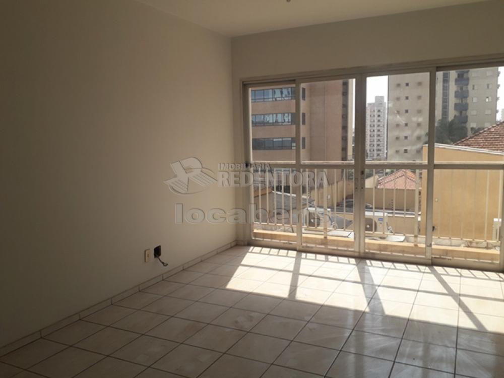 Alugar Apartamento / Padrão em São José do Rio Preto R$ 800,00 - Foto 2