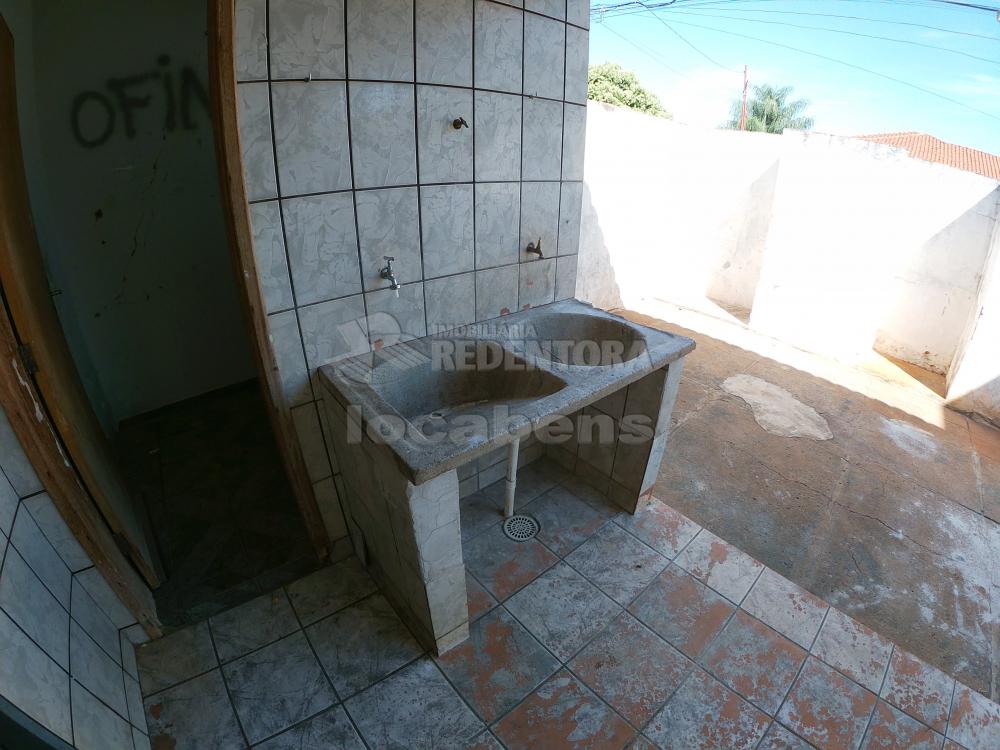 Alugar Casa / Padrão em São José do Rio Preto R$ 1.700,00 - Foto 10