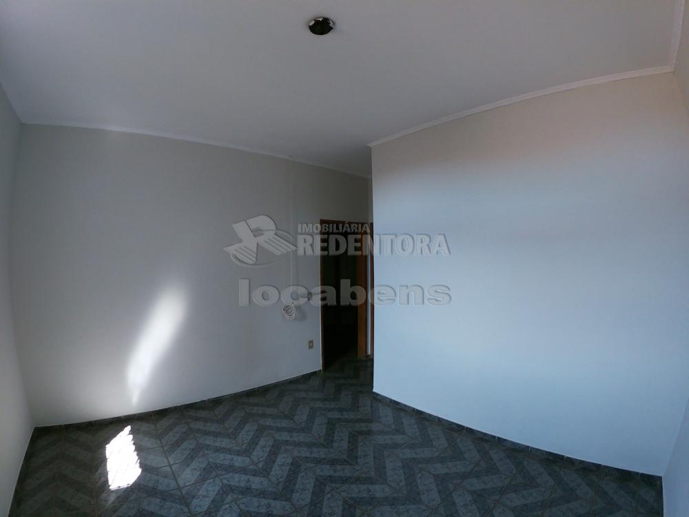 Alugar Casa / Padrão em São José do Rio Preto R$ 1.700,00 - Foto 22