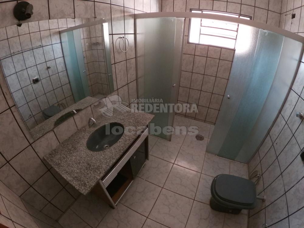 Alugar Casa / Padrão em São José do Rio Preto R$ 1.700,00 - Foto 24