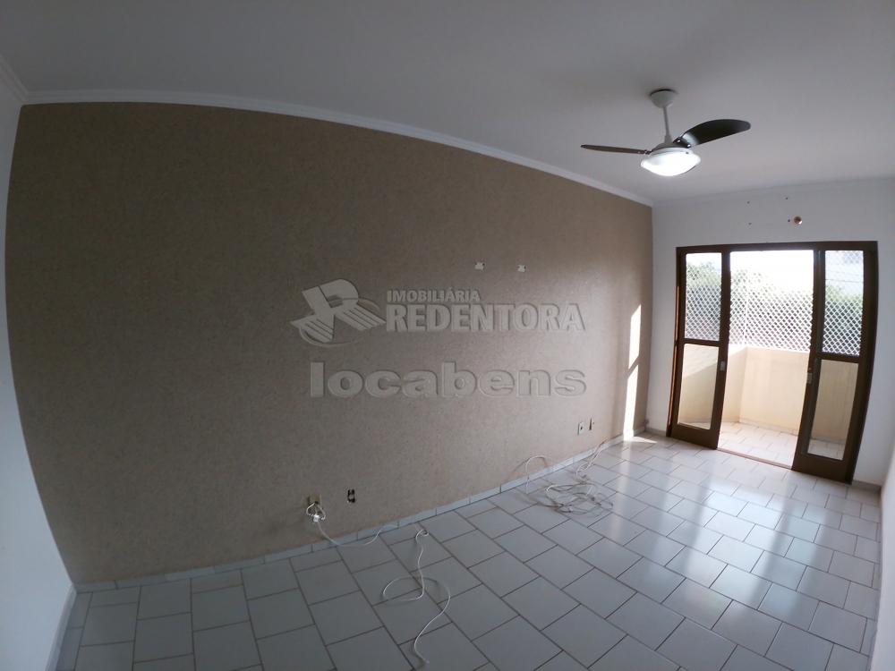 Alugar Apartamento / Padrão em São José do Rio Preto R$ 1.000,00 - Foto 2