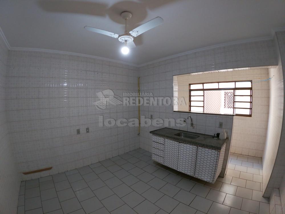 Alugar Apartamento / Padrão em São José do Rio Preto R$ 1.000,00 - Foto 10
