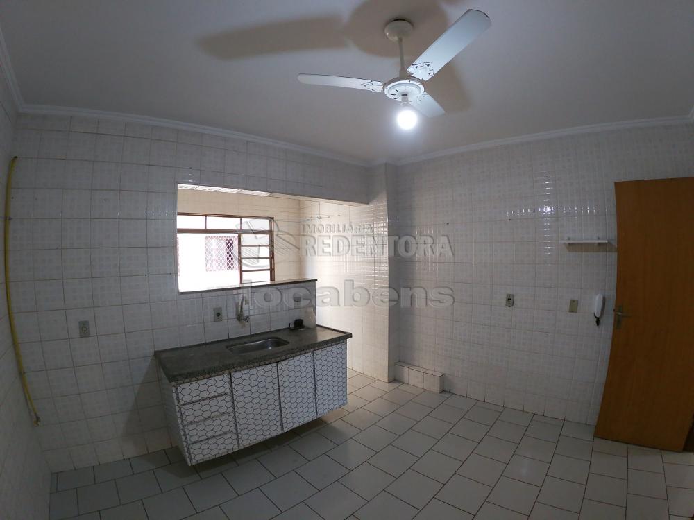 Alugar Apartamento / Padrão em São José do Rio Preto R$ 1.000,00 - Foto 11