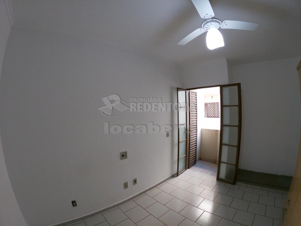 Alugar Apartamento / Padrão em São José do Rio Preto R$ 1.000,00 - Foto 13
