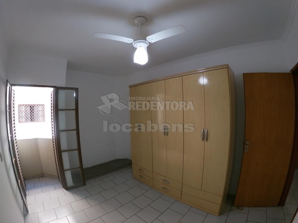 Alugar Apartamento / Padrão em São José do Rio Preto R$ 1.000,00 - Foto 14