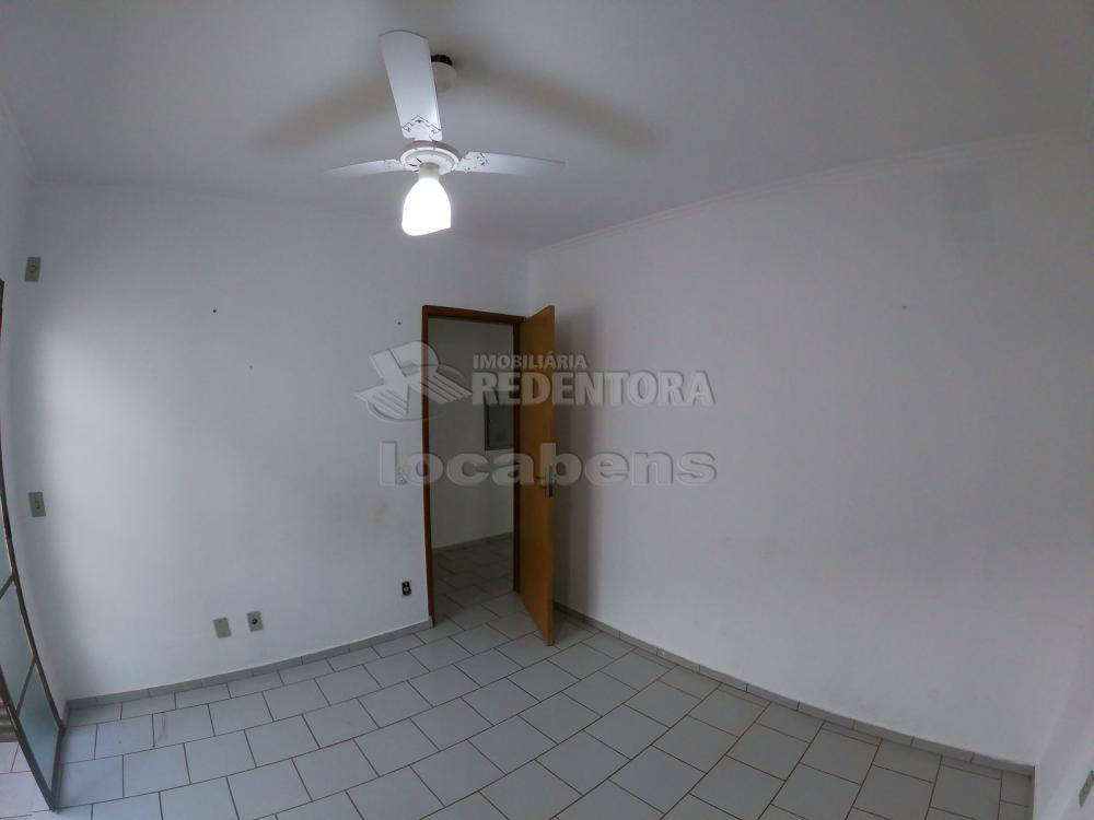 Alugar Apartamento / Padrão em São José do Rio Preto R$ 1.000,00 - Foto 22