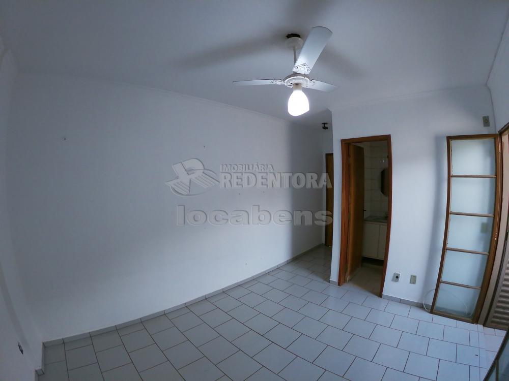 Alugar Apartamento / Padrão em São José do Rio Preto R$ 1.000,00 - Foto 27