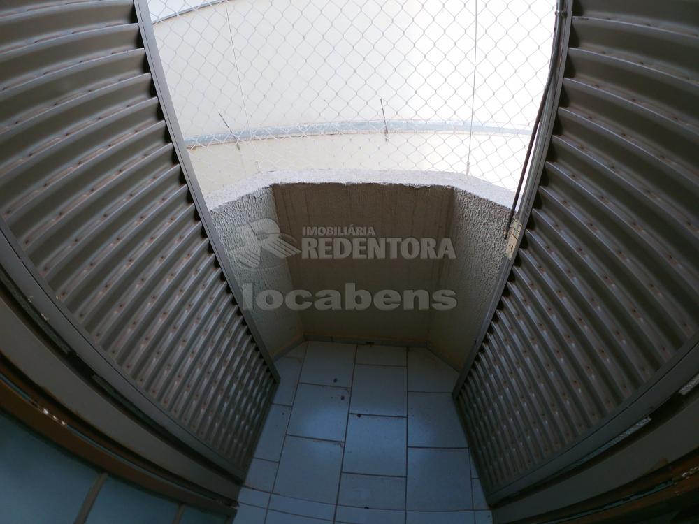 Alugar Apartamento / Padrão em São José do Rio Preto R$ 1.000,00 - Foto 28
