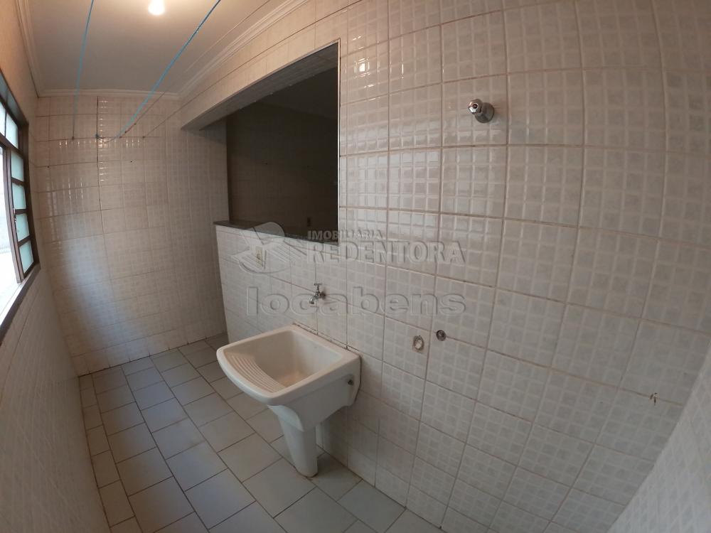 Alugar Apartamento / Padrão em São José do Rio Preto R$ 1.000,00 - Foto 34