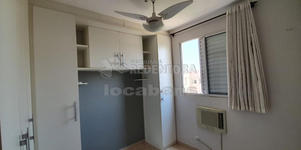 Comprar Apartamento / Padrão em São José do Rio Preto R$ 280.000,00 - Foto 3