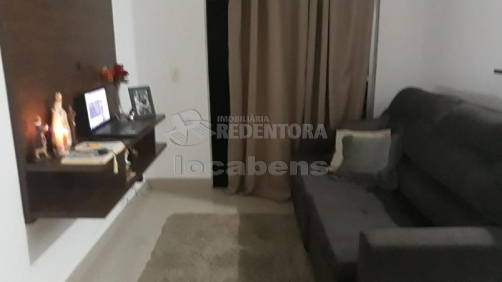 Comprar Apartamento / Padrão em São José do Rio Preto R$ 225.000,00 - Foto 4