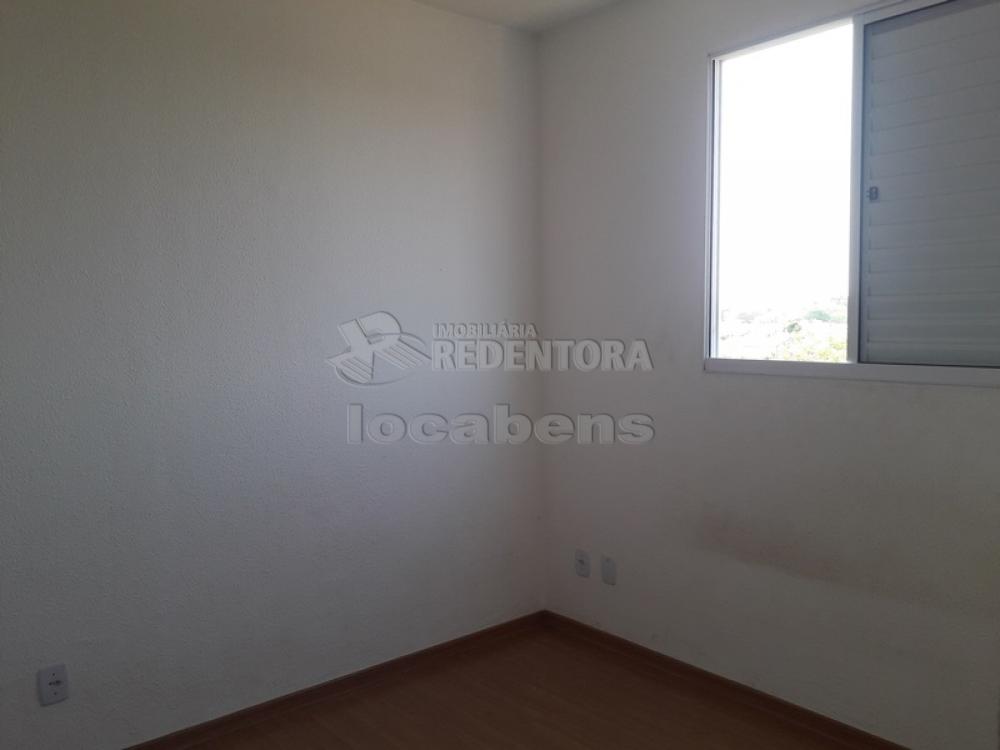 Alugar Apartamento / Padrão em São José do Rio Preto R$ 550,00 - Foto 8