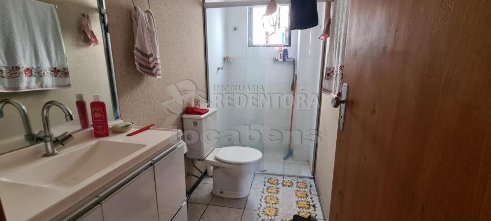 Comprar Apartamento / Padrão em São José do Rio Preto R$ 195.000,00 - Foto 4