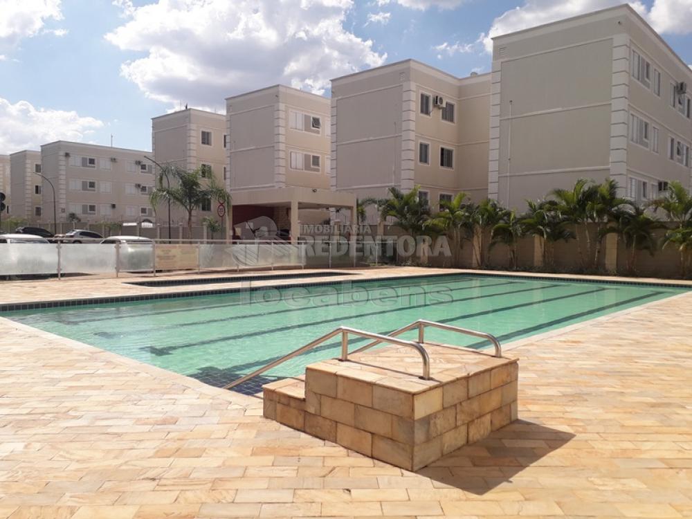 Alugar Apartamento / Padrão em São José do Rio Preto R$ 820,00 - Foto 11