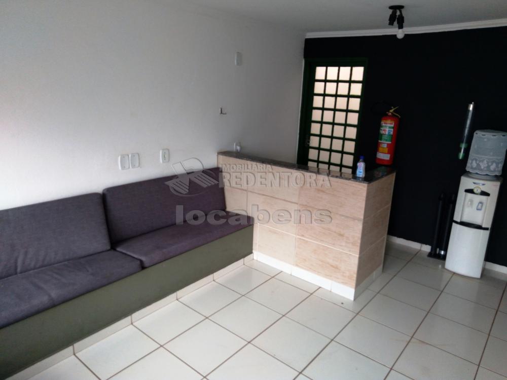 Alugar Comercial / Sala em São José do Rio Preto R$ 500,00 - Foto 3