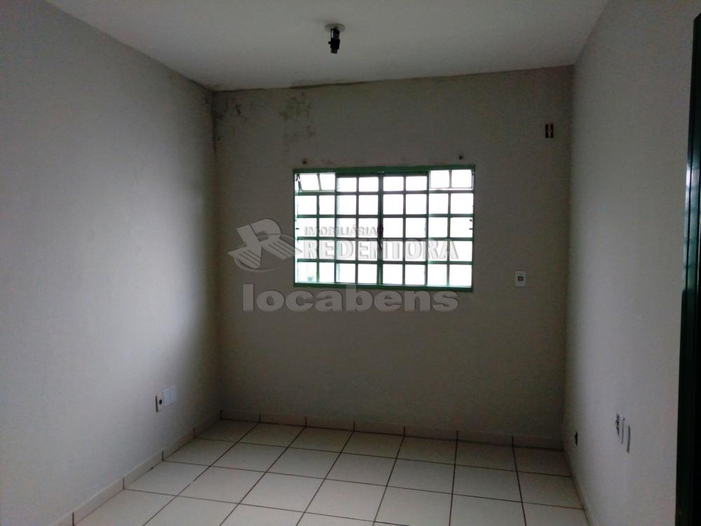 Alugar Comercial / Sala em São José do Rio Preto R$ 500,00 - Foto 5