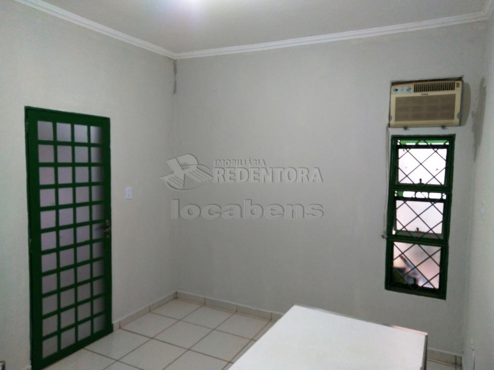 Alugar Comercial / Sala em São José do Rio Preto R$ 500,00 - Foto 6