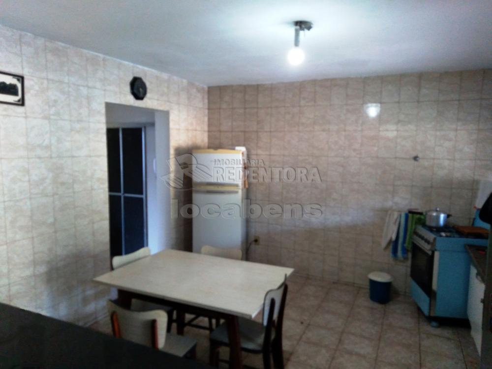 Alugar Casa / Padrão em São José do Rio Preto R$ 1.450,00 - Foto 3