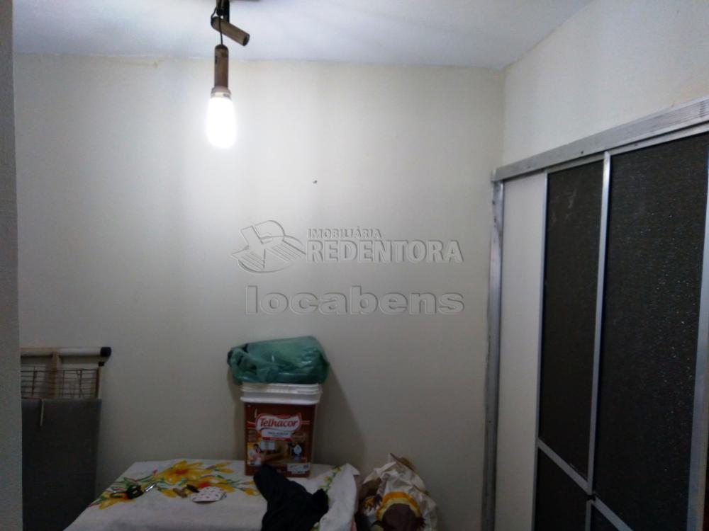 Alugar Casa / Padrão em São José do Rio Preto R$ 1.550,00 - Foto 6