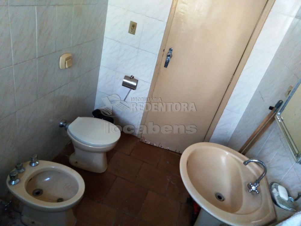 Alugar Casa / Padrão em São José do Rio Preto R$ 1.550,00 - Foto 11