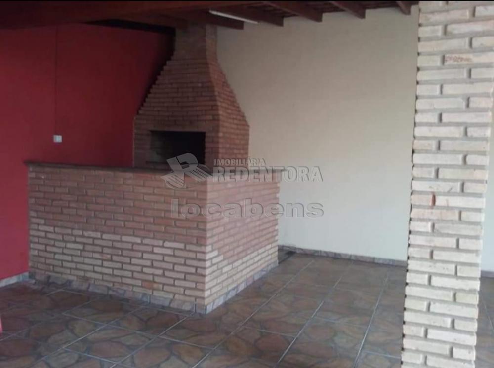 Alugar Casa / Padrão em São José do Rio Preto R$ 1.200,00 - Foto 2