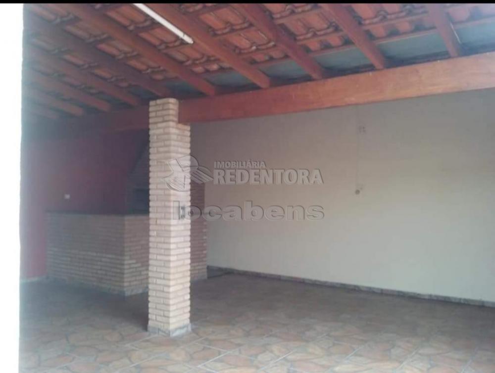 Alugar Casa / Padrão em São José do Rio Preto R$ 1.200,00 - Foto 5