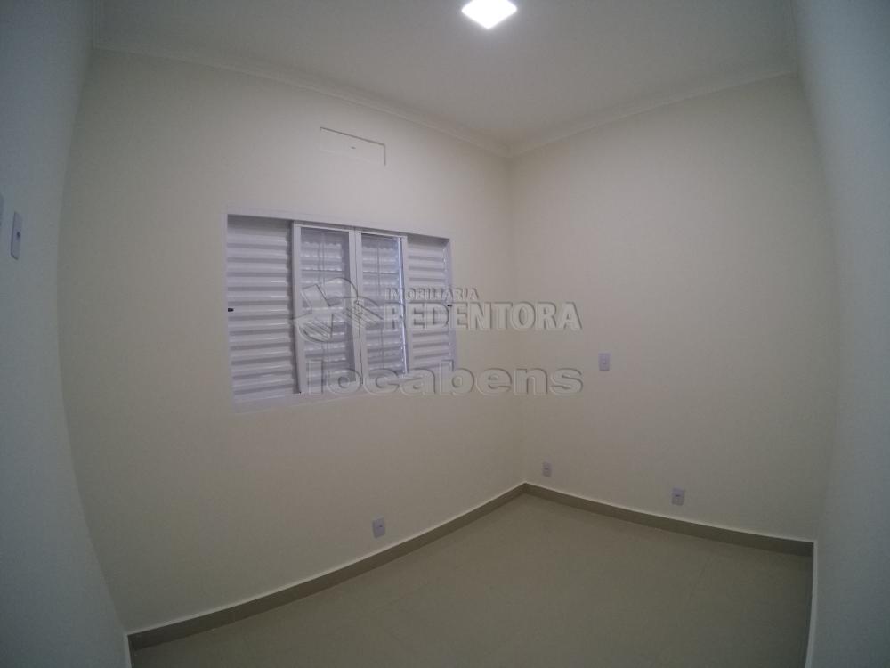 Comprar Casa / Padrão em São José do Rio Preto R$ 270.000,00 - Foto 14