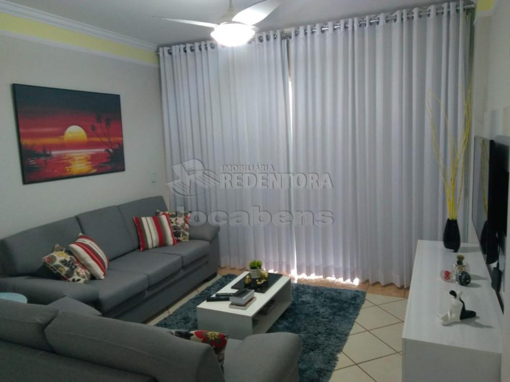 Comprar Apartamento / Padrão em São José do Rio Preto apenas R$ 370.000,00 - Foto 1
