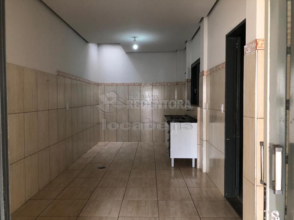 Comprar Casa / Padrão em São José do Rio Preto R$ 400.000,00 - Foto 5