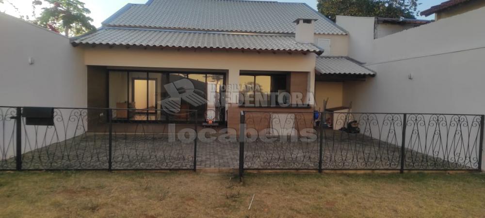 Comprar Casa / Padrão em Fernandópolis R$ 580.000,00 - Foto 5