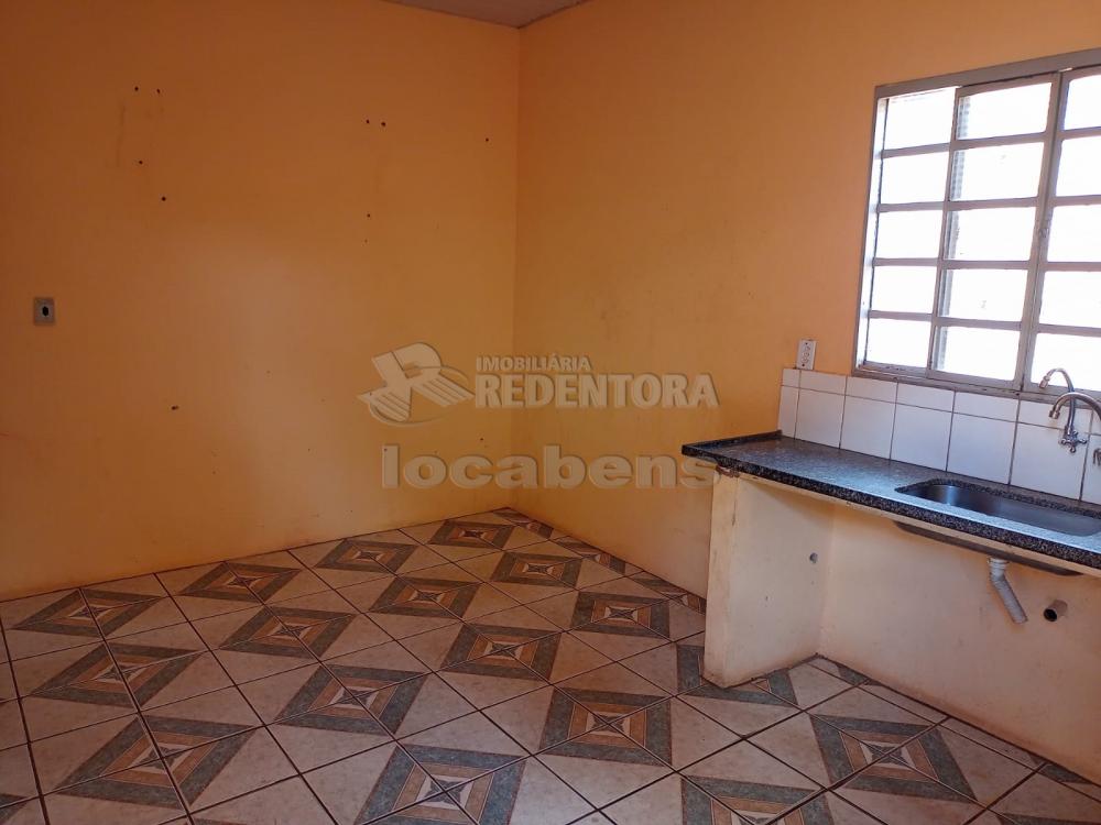 Comprar Casa / Padrão em São José do Rio Preto R$ 170.000,00 - Foto 4