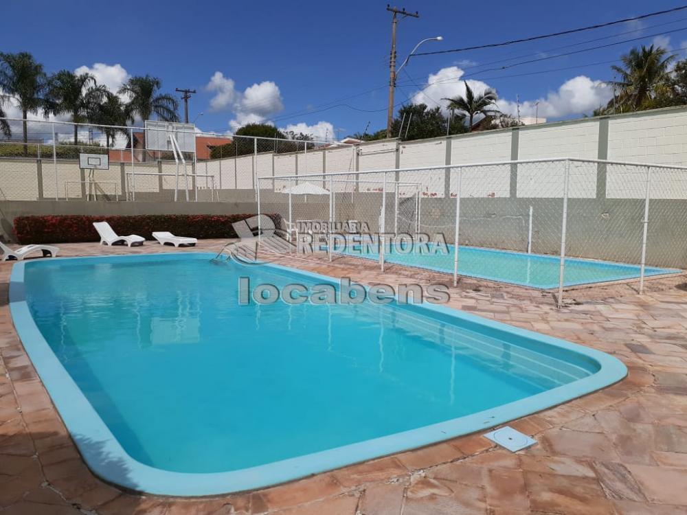 Alugar Casa / Condomínio em São José do Rio Preto R$ 1.900,00 - Foto 1