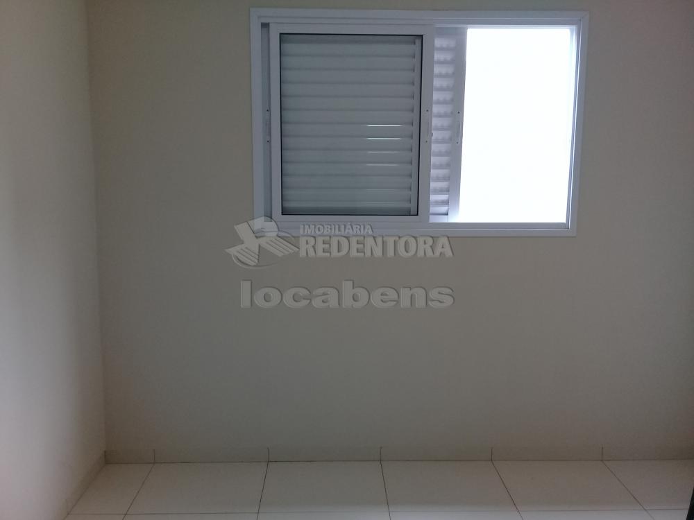 Comprar Casa / Padrão em São José do Rio Preto R$ 270.000,00 - Foto 14