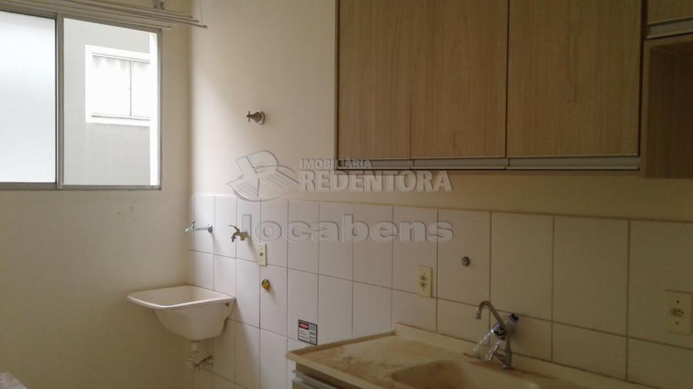Comprar Apartamento / Padrão em São José do Rio Preto R$ 146.000,00 - Foto 13
