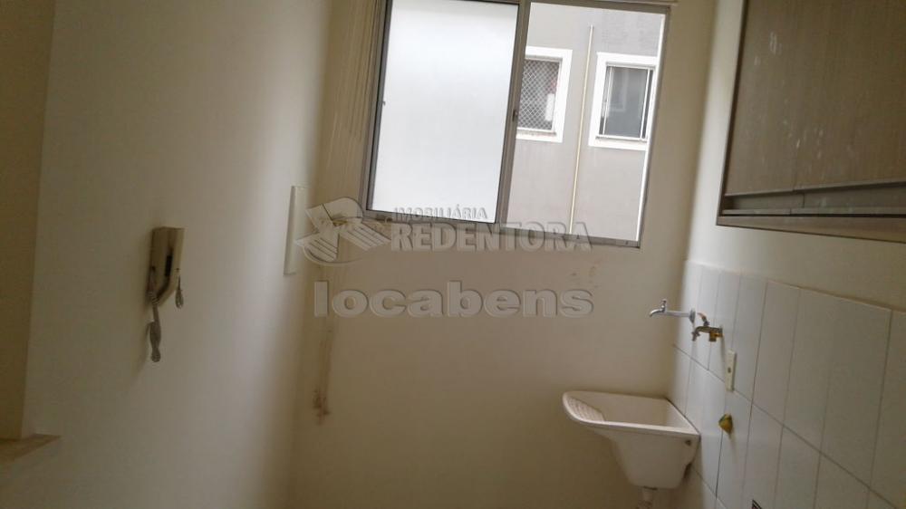 Comprar Apartamento / Padrão em São José do Rio Preto R$ 146.000,00 - Foto 14