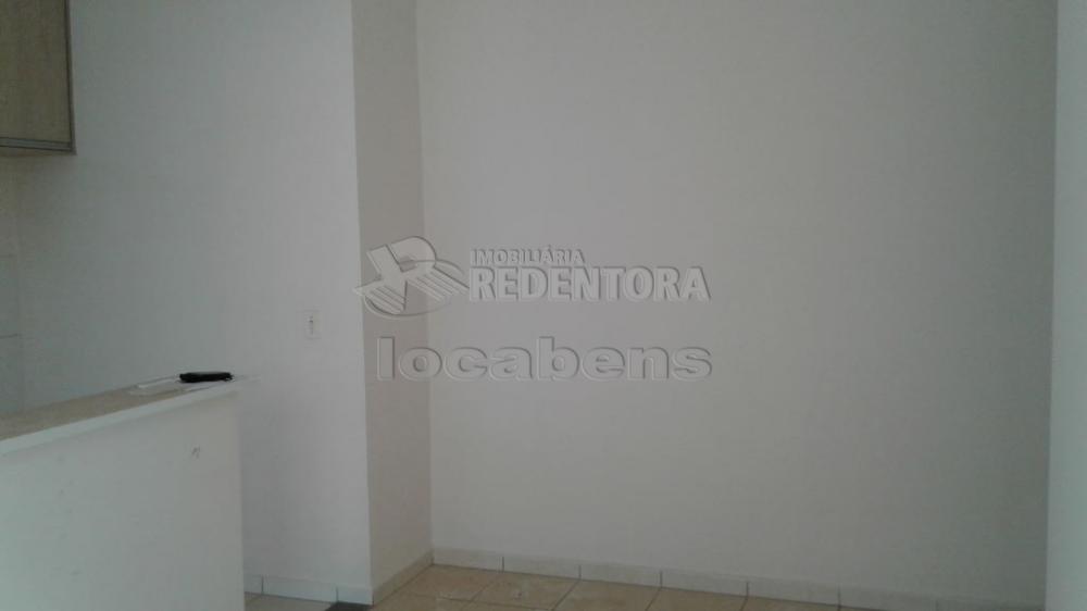 Comprar Apartamento / Padrão em São José do Rio Preto R$ 146.000,00 - Foto 16