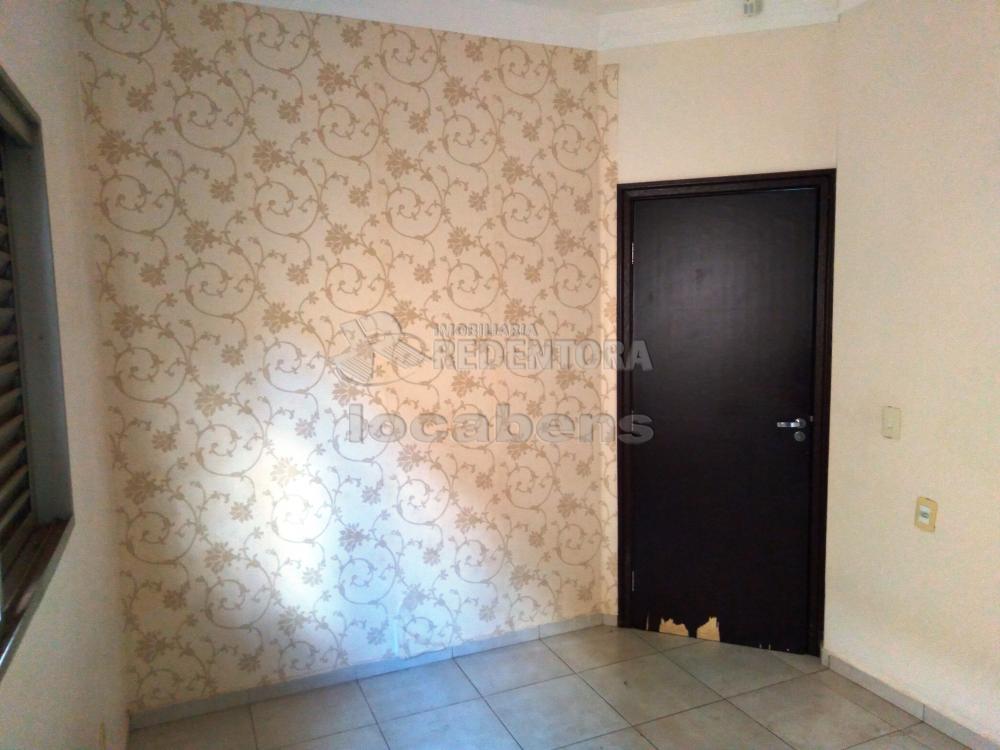Alugar Casa / Padrão em São José do Rio Preto R$ 1.500,00 - Foto 18