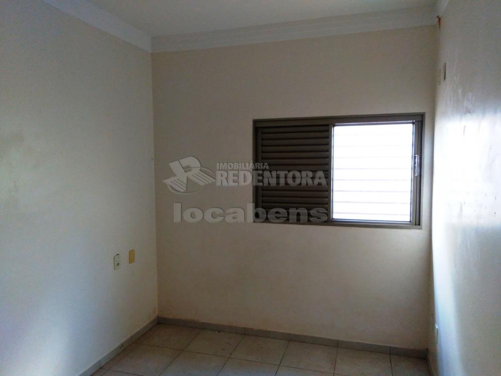 Alugar Casa / Padrão em São José do Rio Preto R$ 1.500,00 - Foto 19