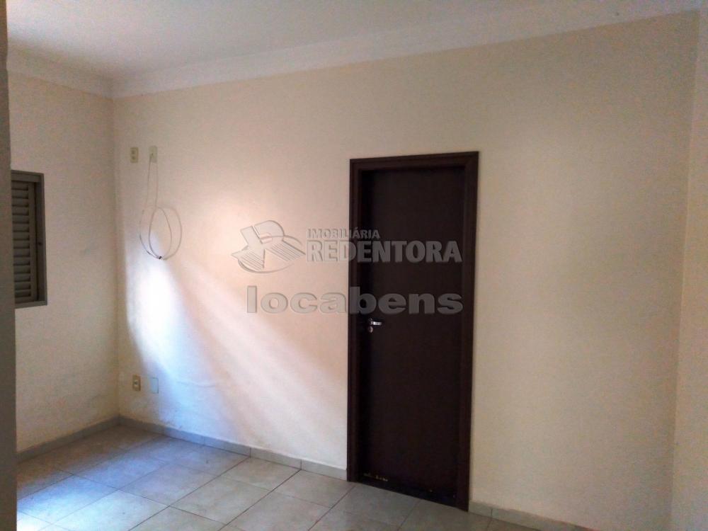 Alugar Casa / Padrão em São José do Rio Preto R$ 1.500,00 - Foto 21