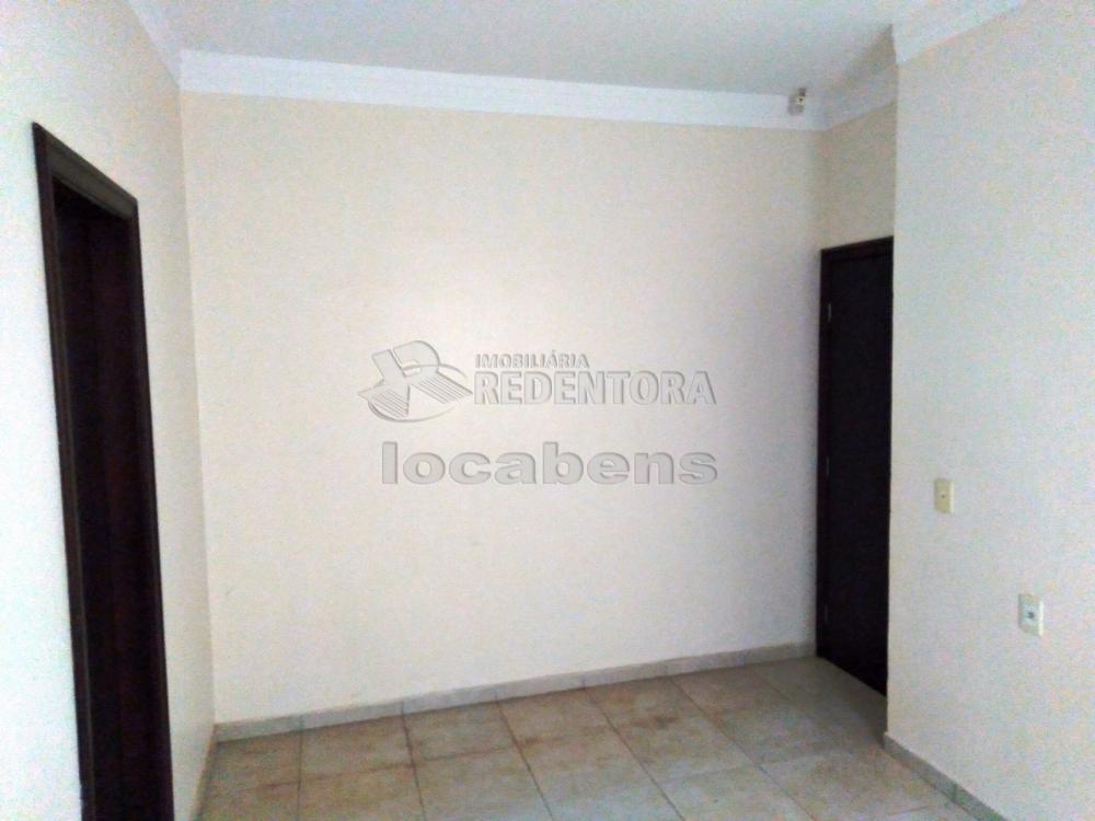 Alugar Casa / Padrão em São José do Rio Preto R$ 1.500,00 - Foto 22