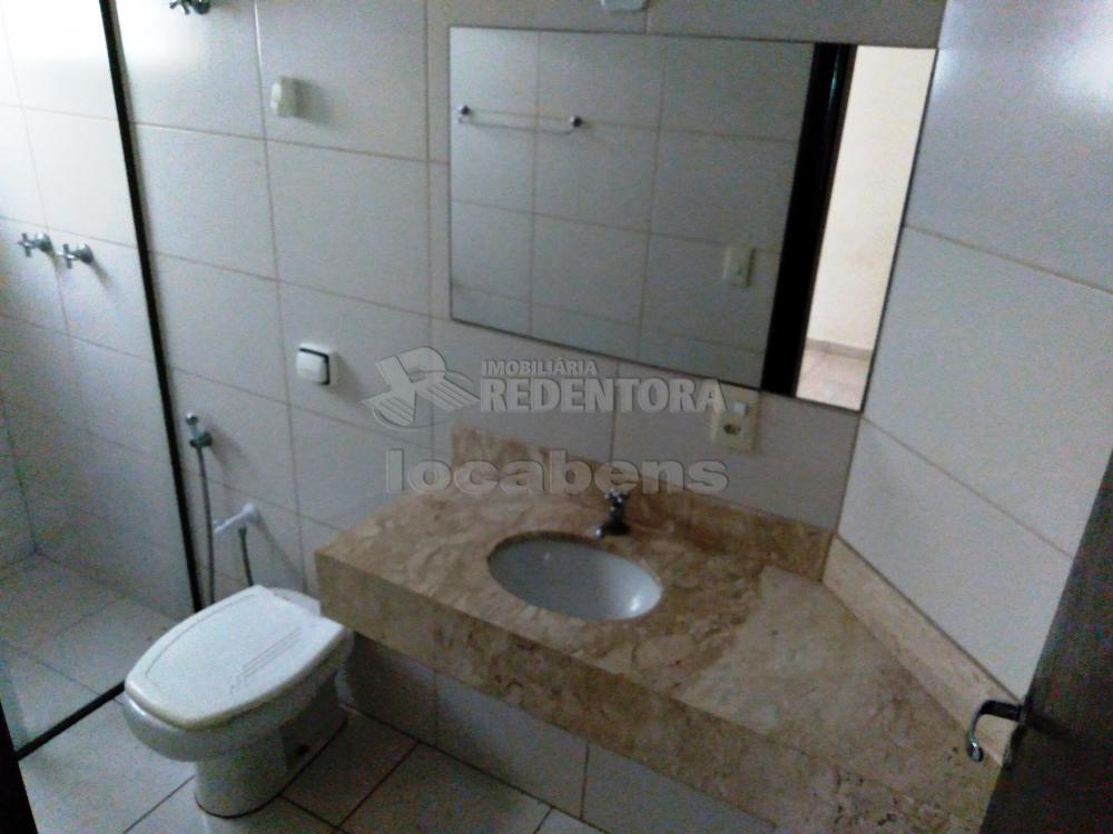 Alugar Casa / Padrão em São José do Rio Preto R$ 1.500,00 - Foto 23