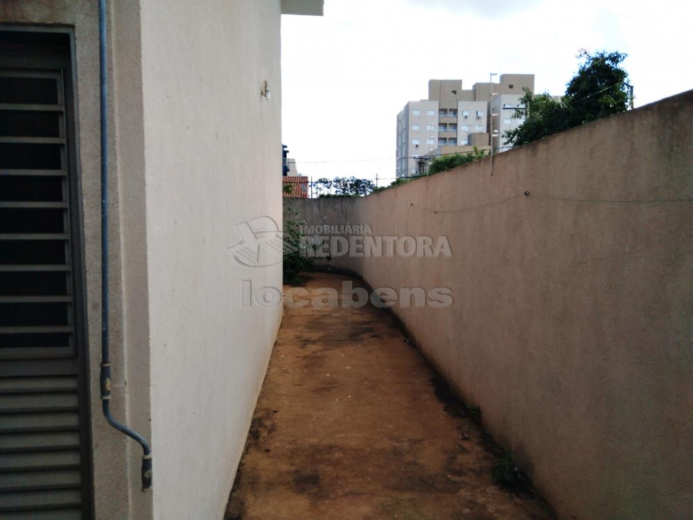 Alugar Casa / Padrão em São José do Rio Preto R$ 1.500,00 - Foto 27