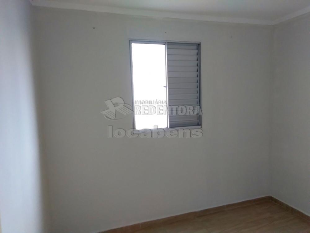 Alugar Apartamento / Padrão em São José do Rio Preto R$ 800,00 - Foto 16