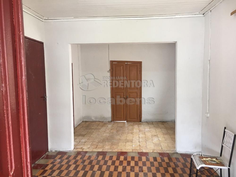 Comprar Casa / Padrão em Mirassol R$ 170.000,00 - Foto 2