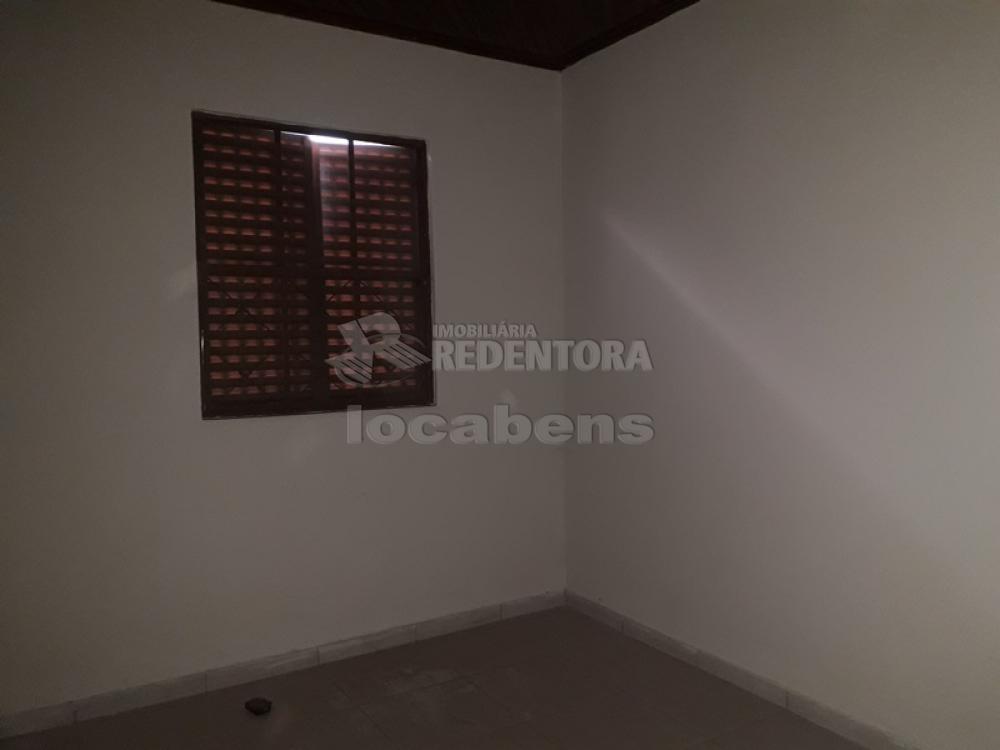 Alugar Casa / Padrão em São José do Rio Preto R$ 650,00 - Foto 8