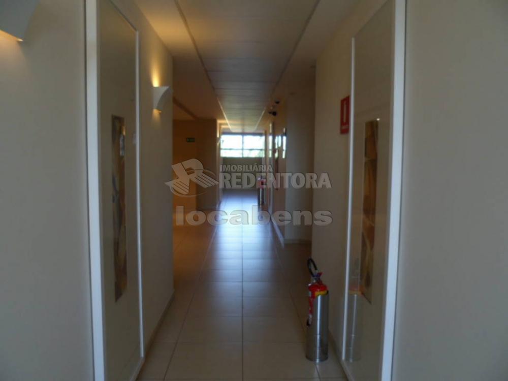 Comprar Apartamento / Flat em São José do Rio Preto R$ 290.000,00 - Foto 9
