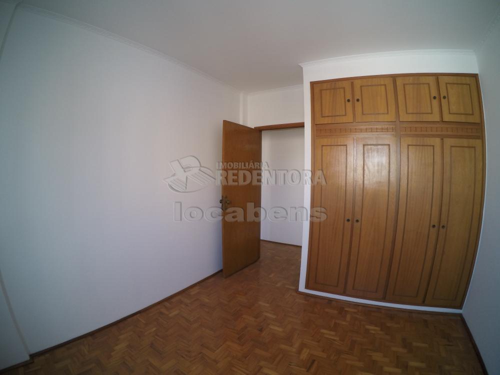 Alugar Apartamento / Padrão em São José do Rio Preto R$ 850,00 - Foto 6
