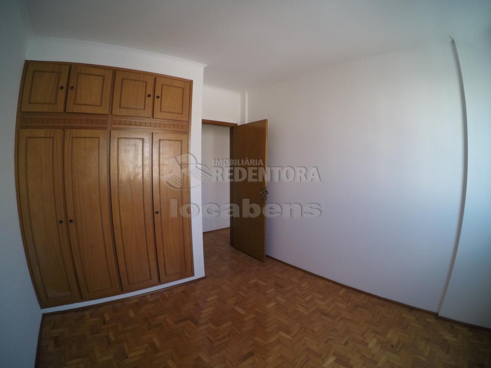 Alugar Apartamento / Padrão em São José do Rio Preto R$ 850,00 - Foto 11