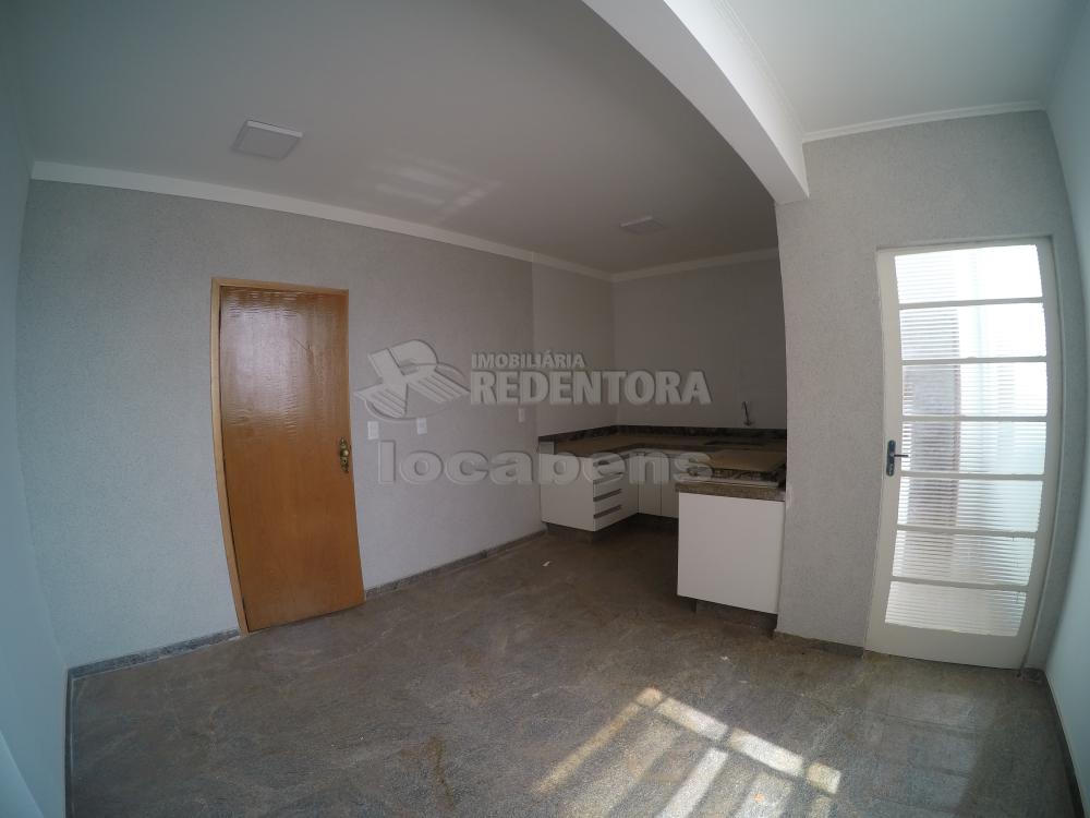 Alugar Apartamento / Padrão em São José do Rio Preto R$ 850,00 - Foto 17