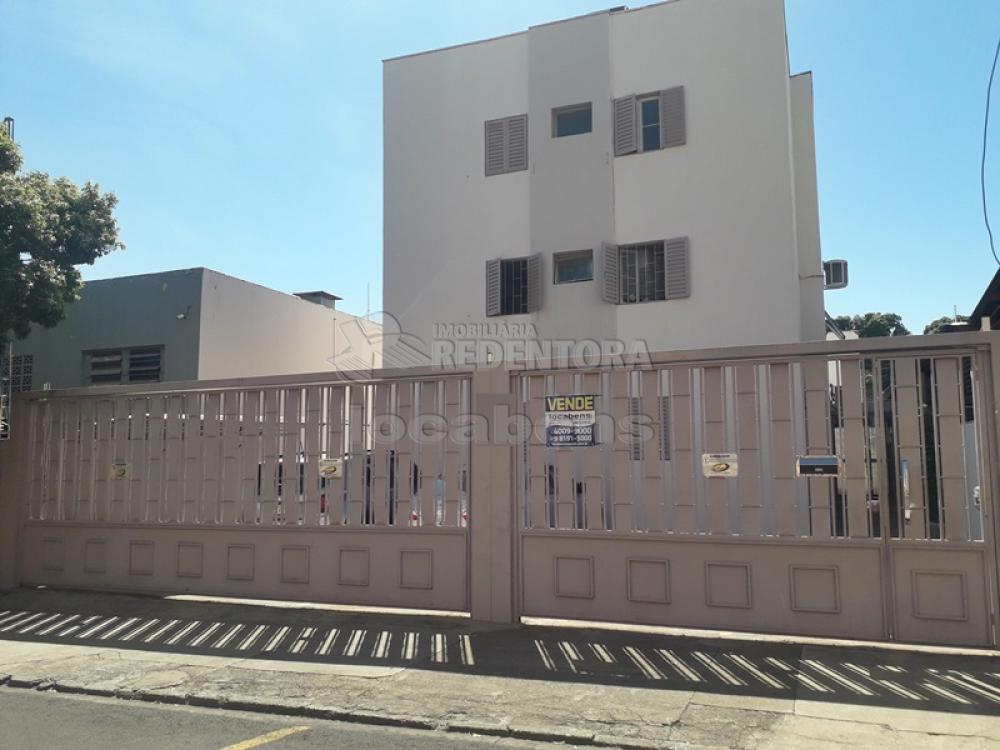 Alugar Apartamento / Padrão em São José do Rio Preto R$ 750,00 - Foto 1